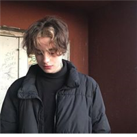 Макс Гуев