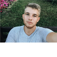 Артур Махов